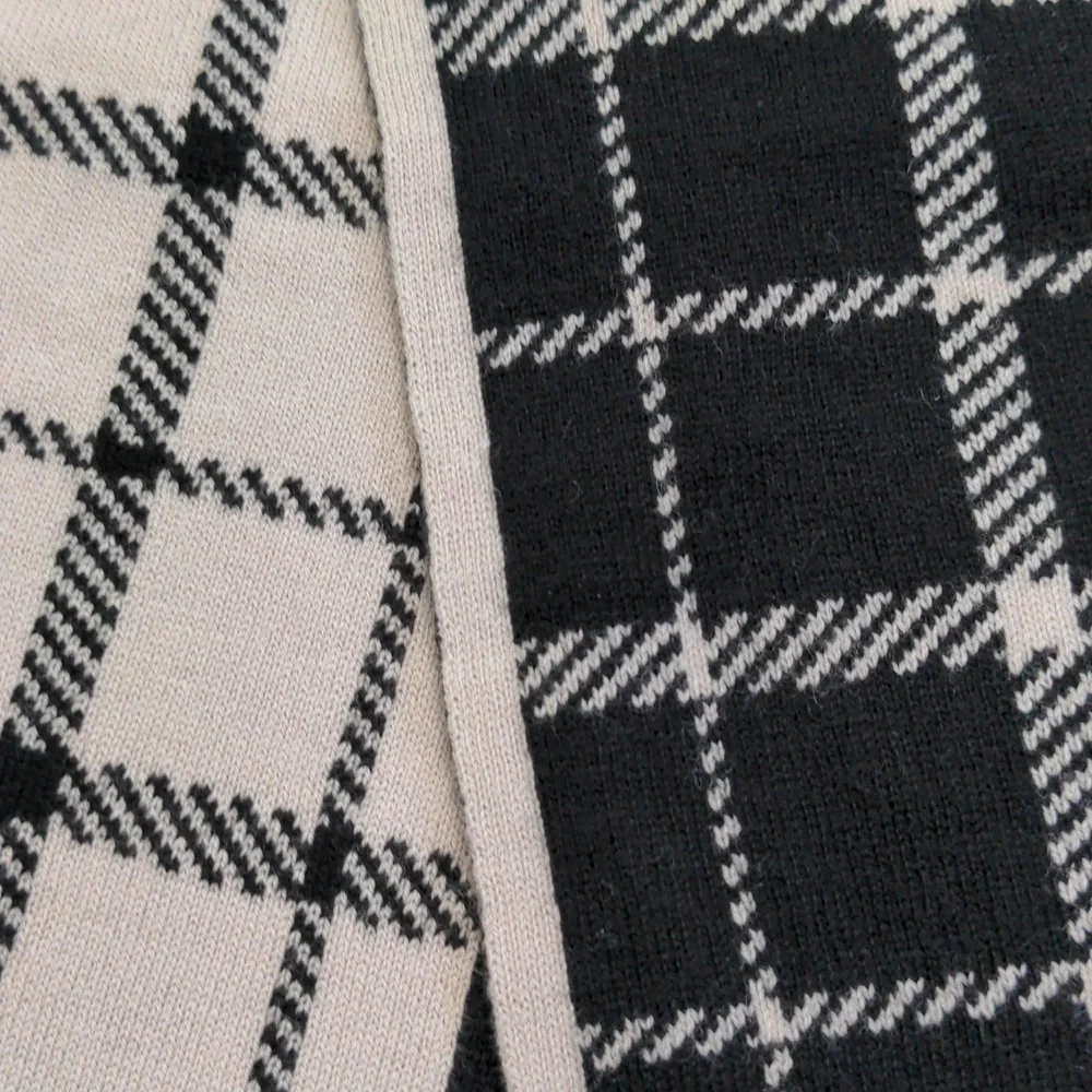 NEW Coach Black and White Plaid Mittens Gloves and Matching Scarf Set